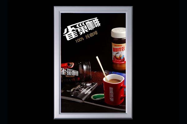 超薄燈箱與傳統(tǒng)燈箱的區(qū)別及優(yōu)勢(shì)，應(yīng)用范圍有哪些？